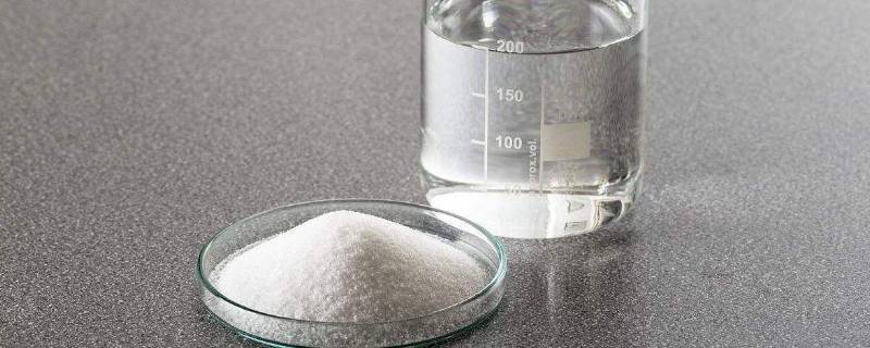 1689062132437759.jpg 食盐溶液.jpg