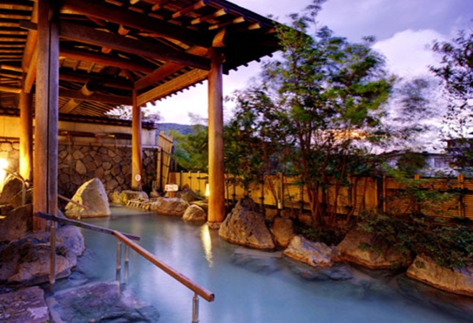 1739586753203335.jpg 温泉浴场.jpg