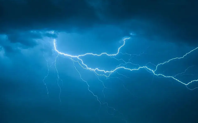 1755242228438093.png 雷电.png