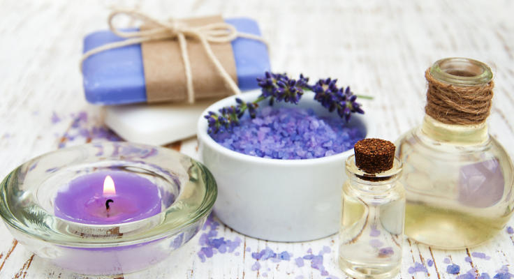 1762223689326650.jpg 香薰蜡烛.jpg